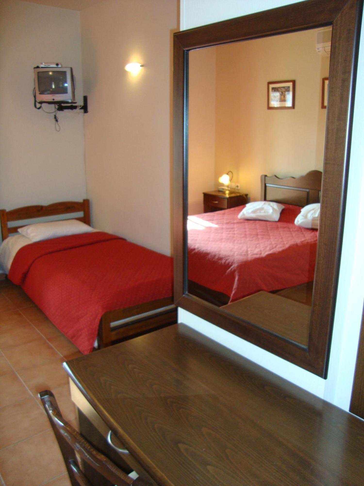 Enalion Hotel Кала-Нера Экстерьер фото