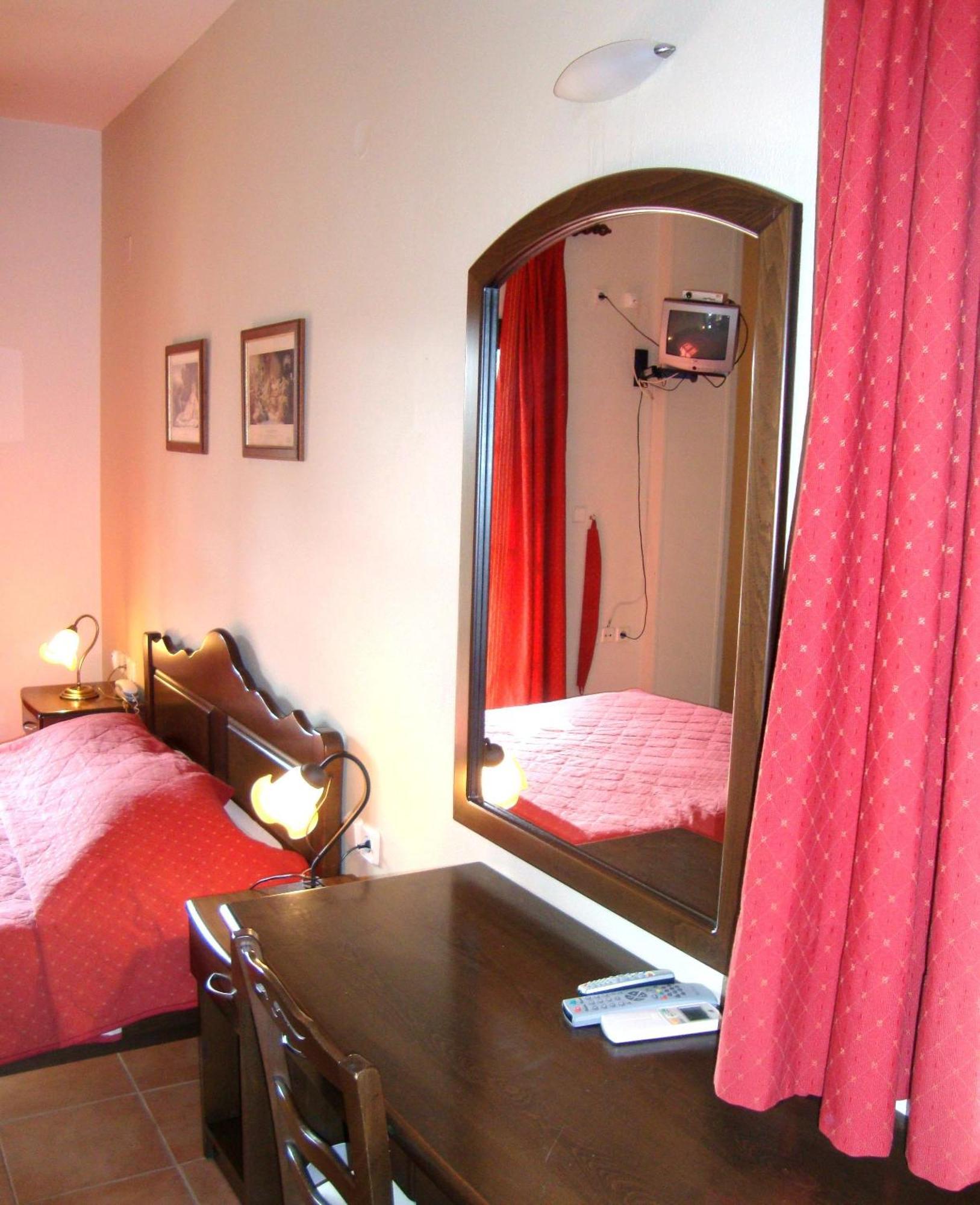 Enalion Hotel Кала-Нера Экстерьер фото