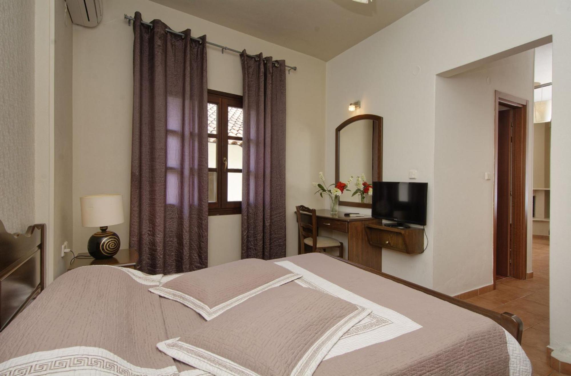 Enalion Hotel Кала-Нера Экстерьер фото